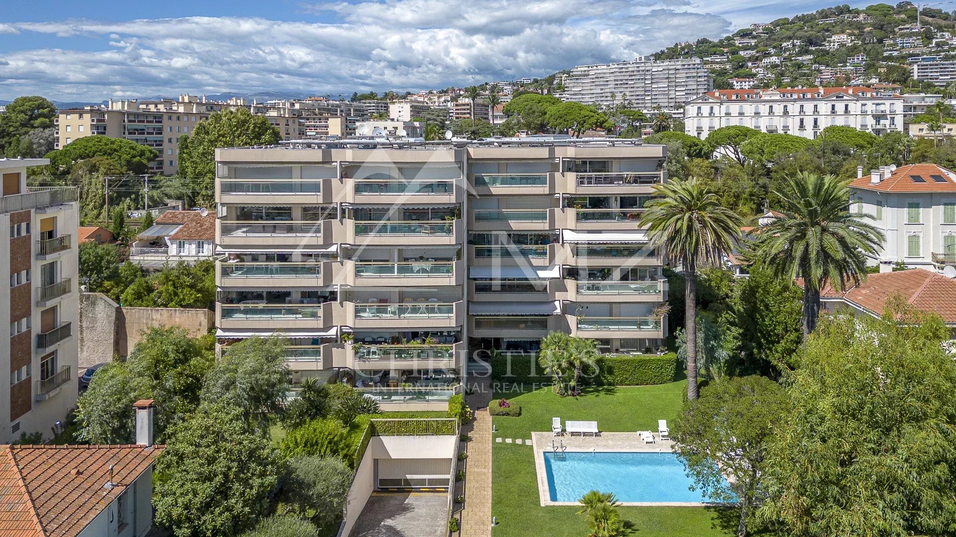 Modernes Apartment - Meerblick