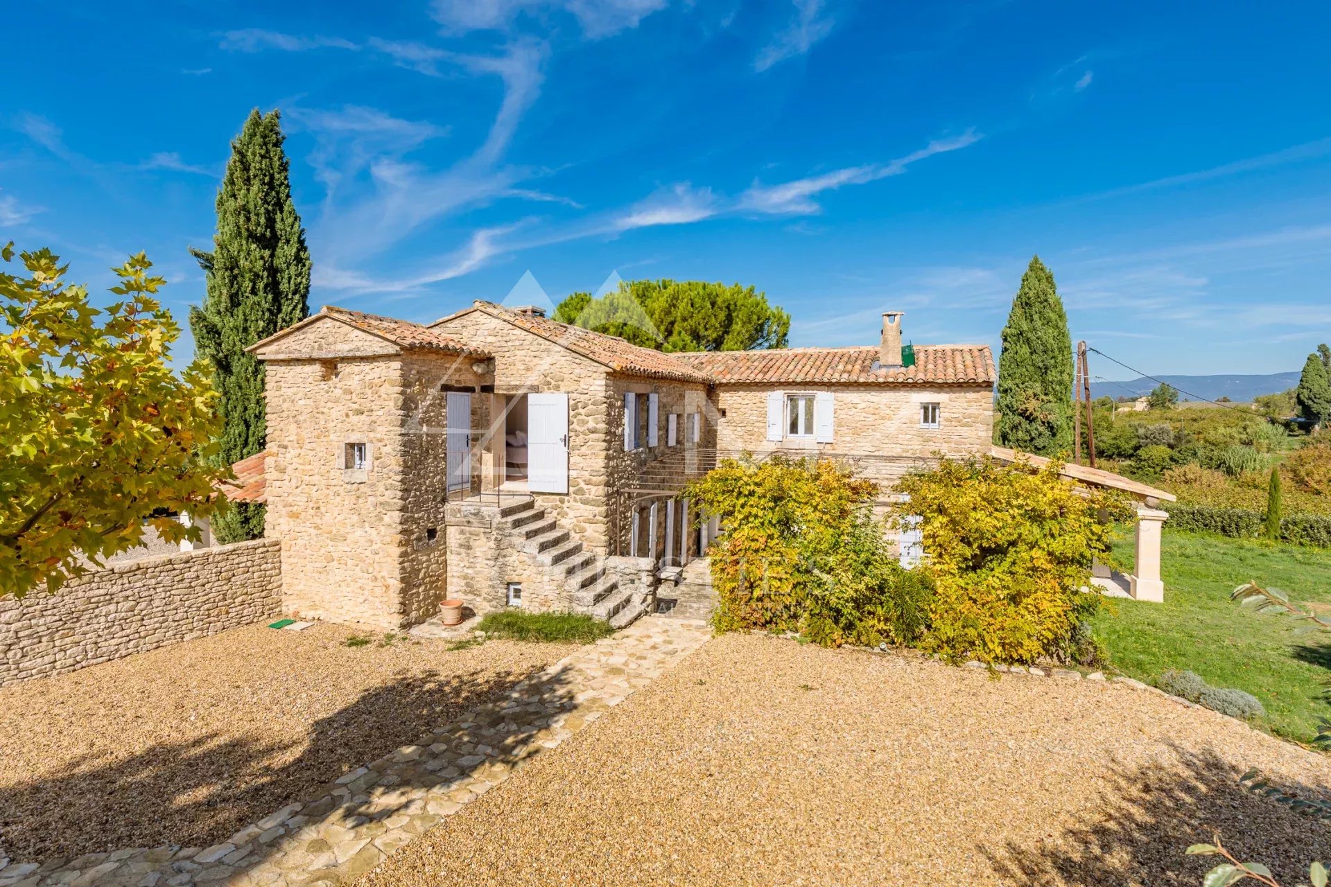 Bonnieux - Beautiful Mas in the countryside