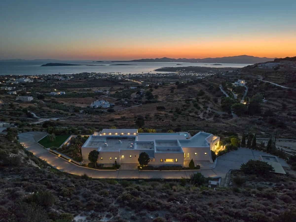 Villa premium près d'Alyki avec vue imprenable sur la mer et Antiparos