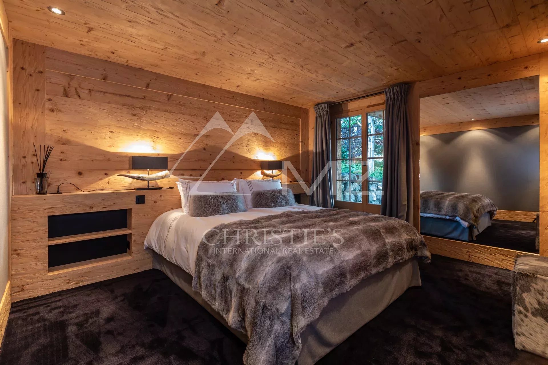 Prestigious Chalet in Gstaad for Rent