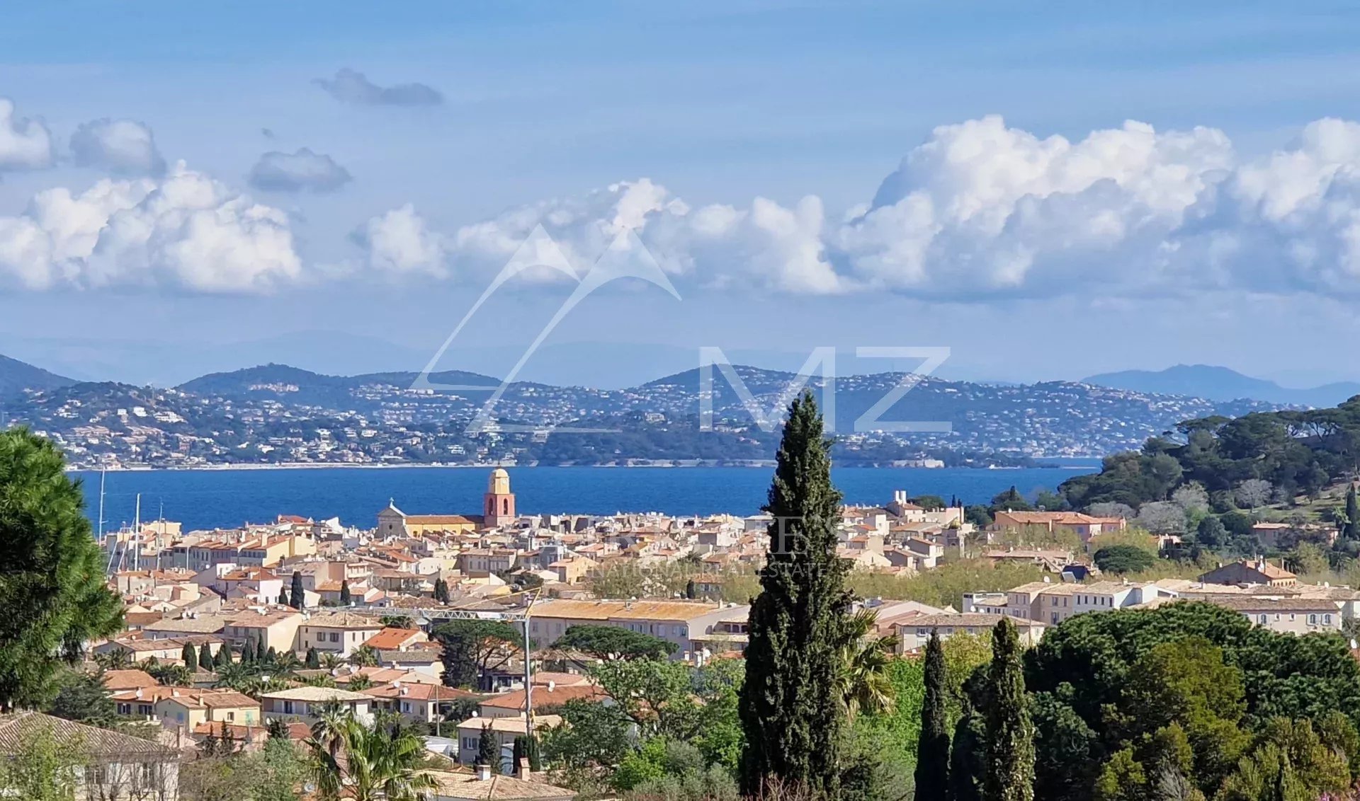 Saint-Tropez - Luxueuse villa neuve en plein centre ville