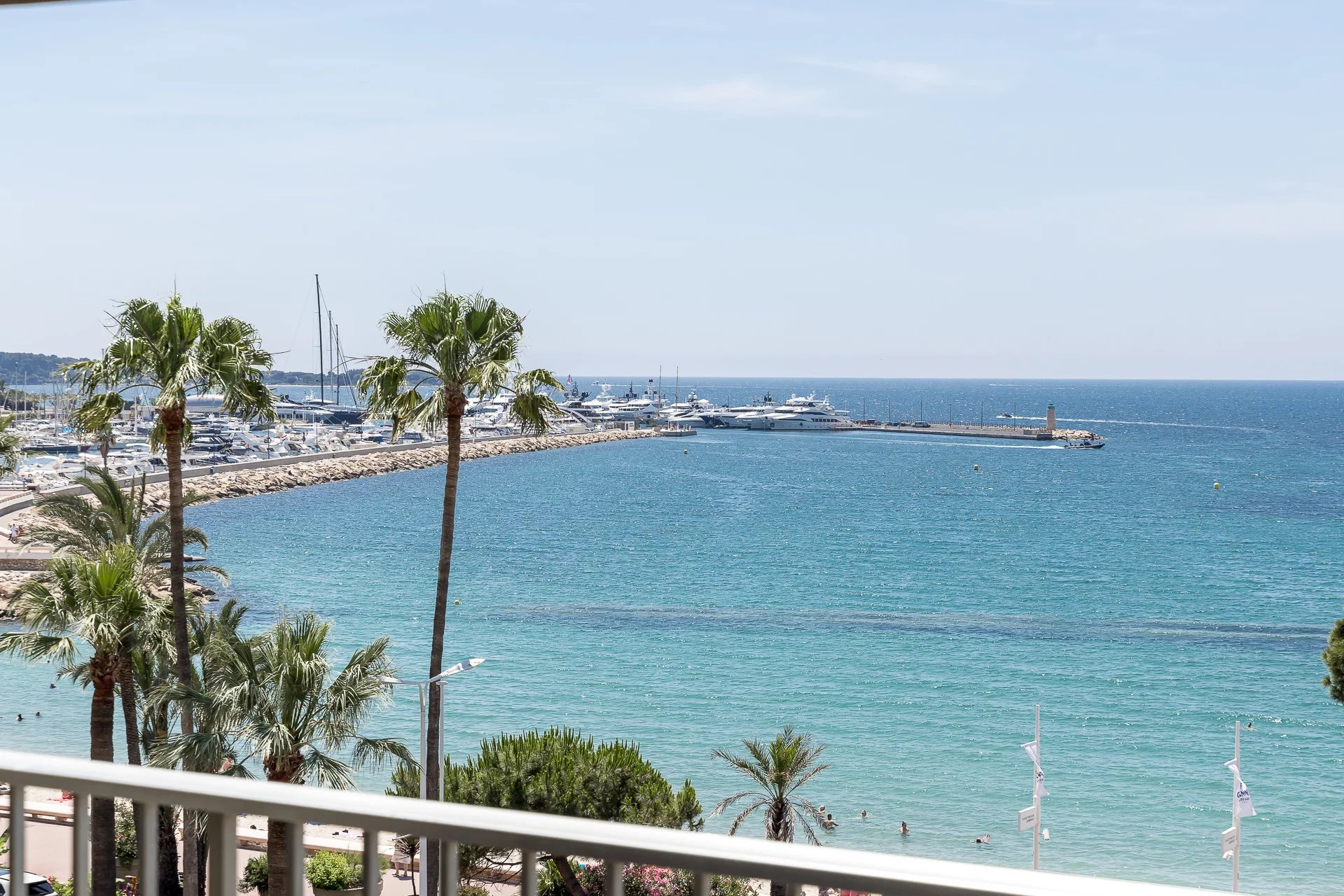 Cannes - Croisette - 3 pièces vue mer