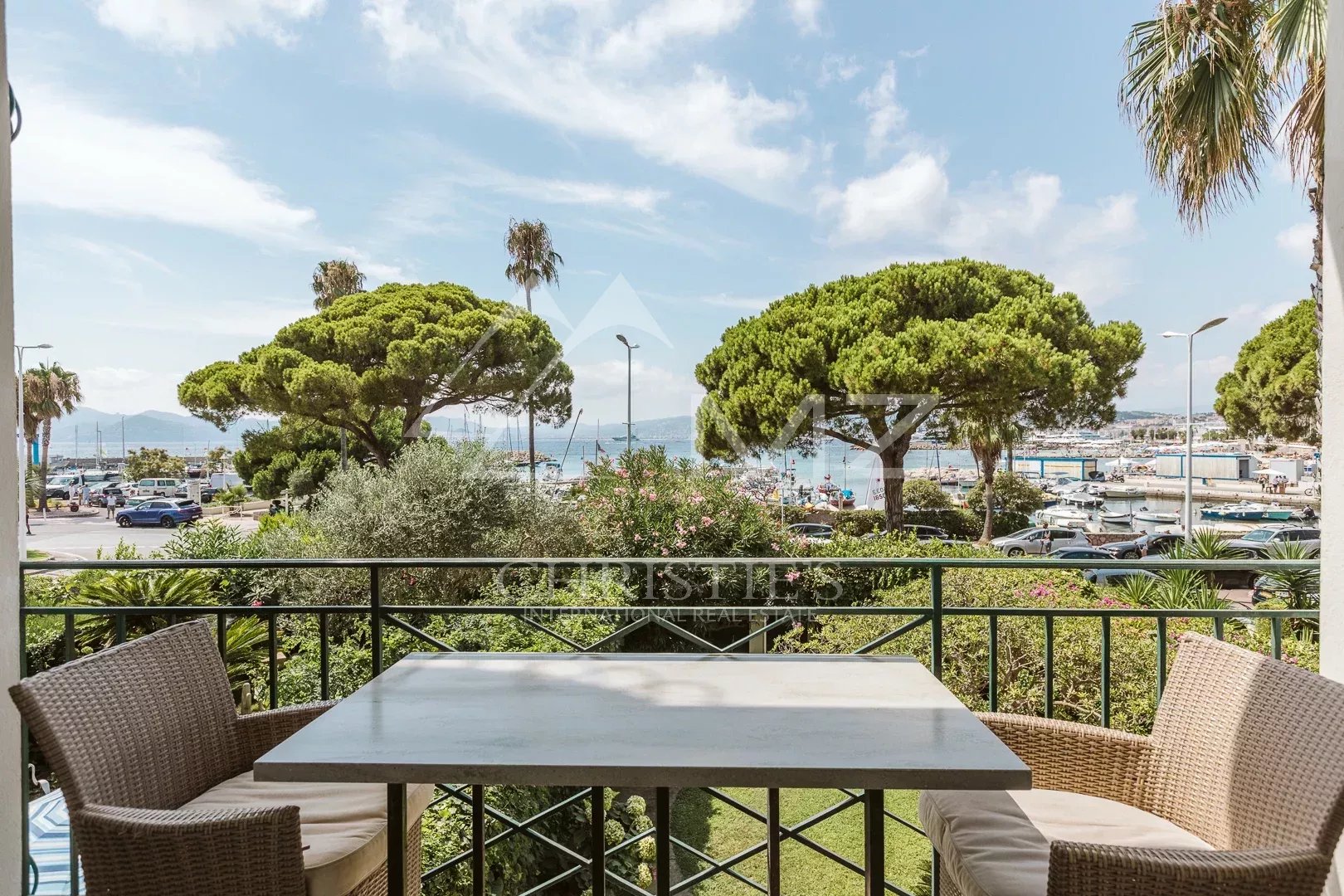 CANNES  POINTE CROISETTE  - PALM BEACH-  3 PIECES VUE MER