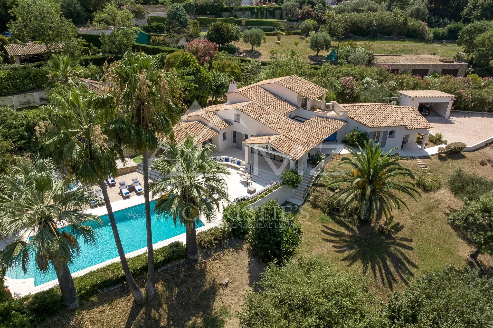 Mougins - Villa rénovée avec vue sur le vieux village de Mougins - 4 chambres