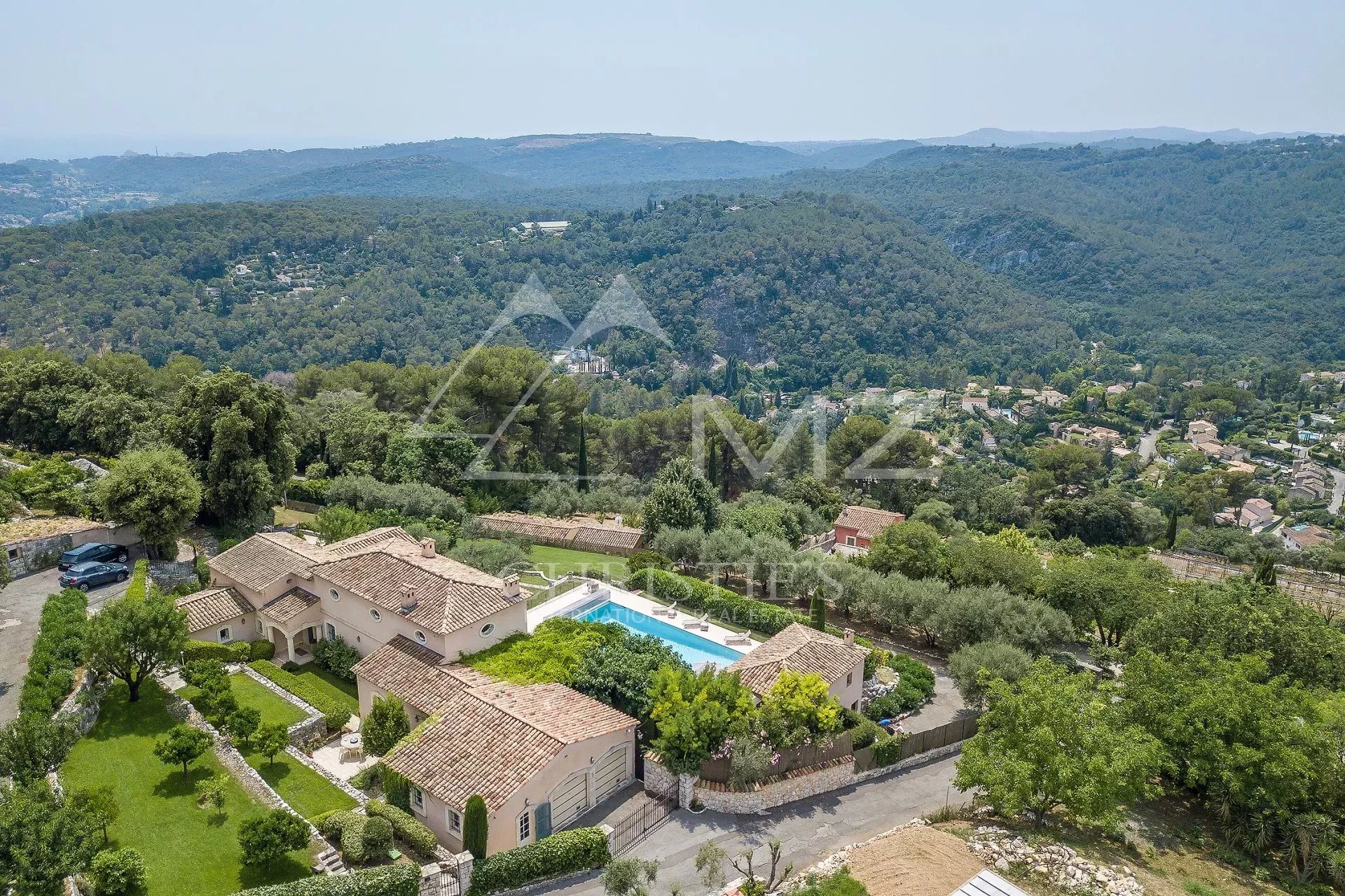 Proche Saint-Paul-de-Vence - Villa provençale avec vue panoramique