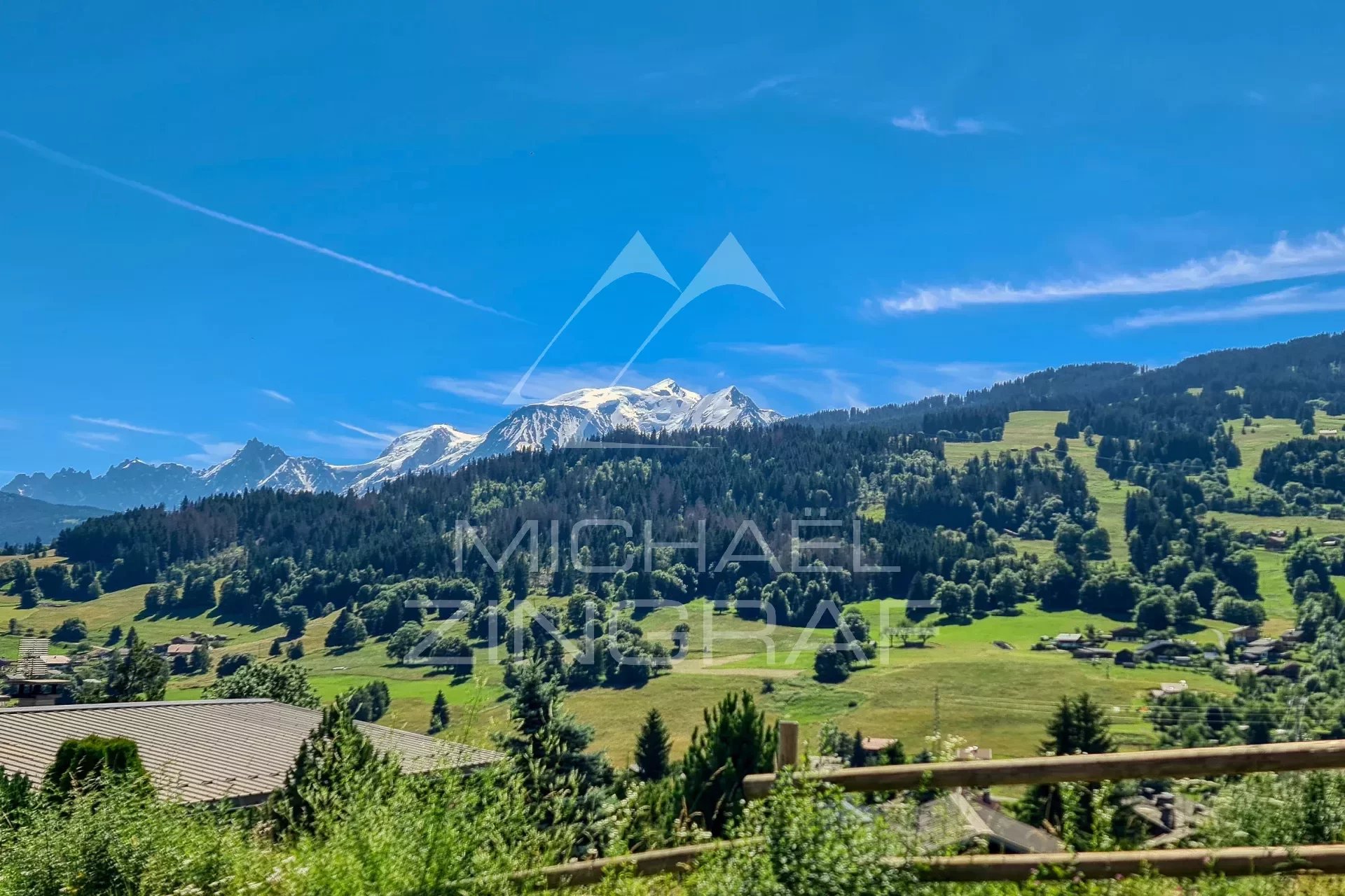 Demi-Quartier - Chalet "coup de coeur" traditionnel avec vue panoramique Mont-Blanc