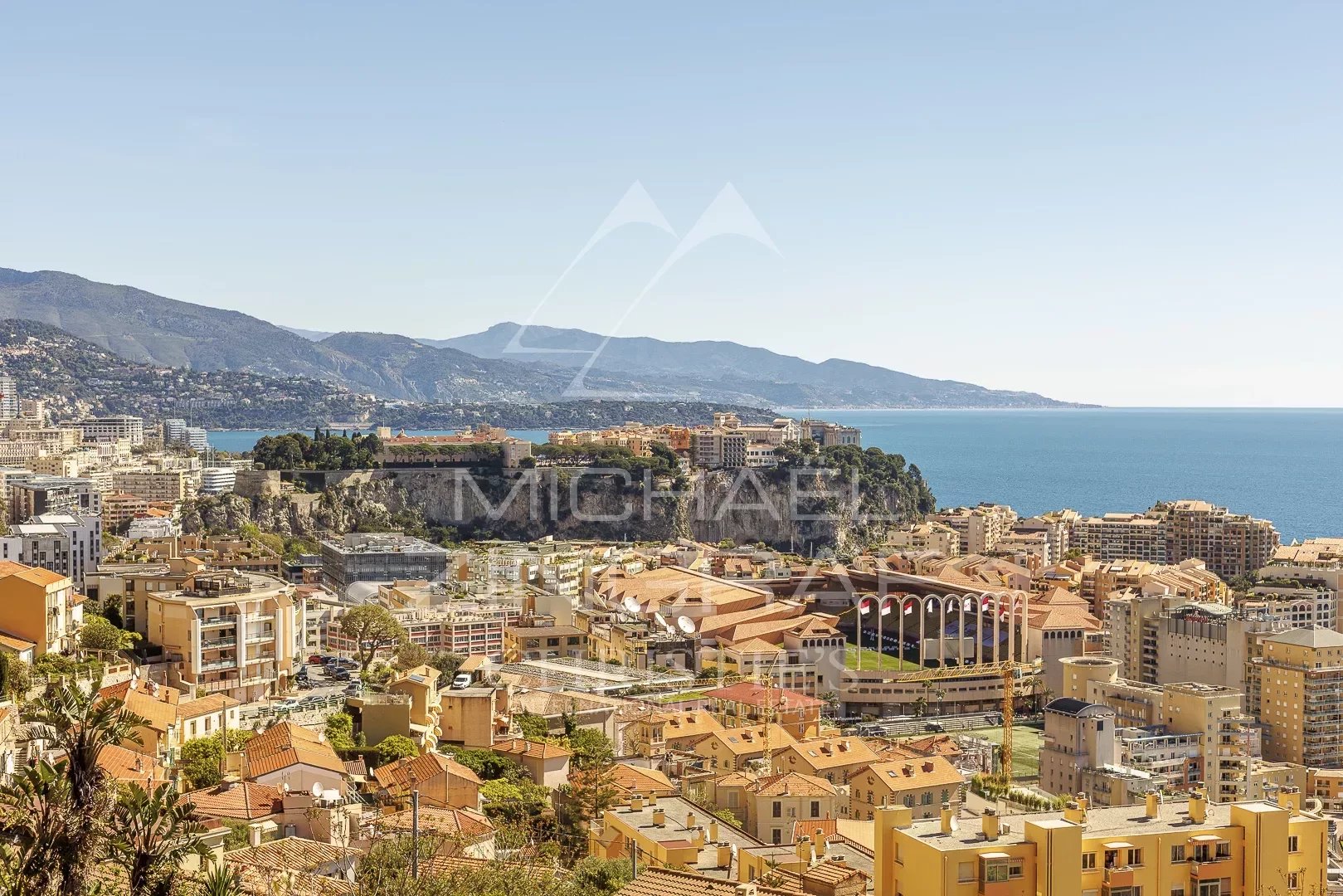 Magnificent flat - panoramic sea view - near Monaco
