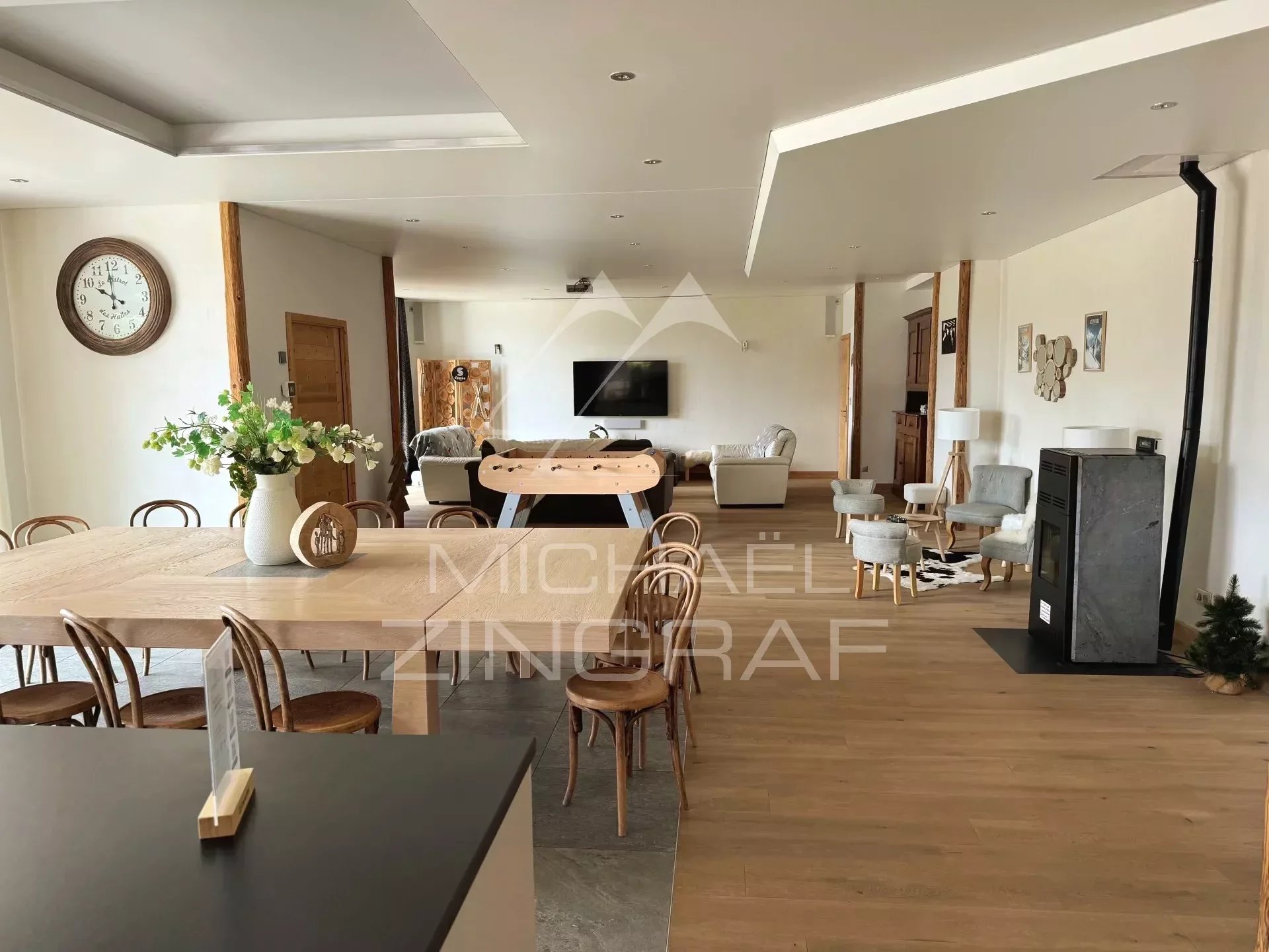 Large terrace apartment - 5 bedrooms - At the foot of the ski-slopes