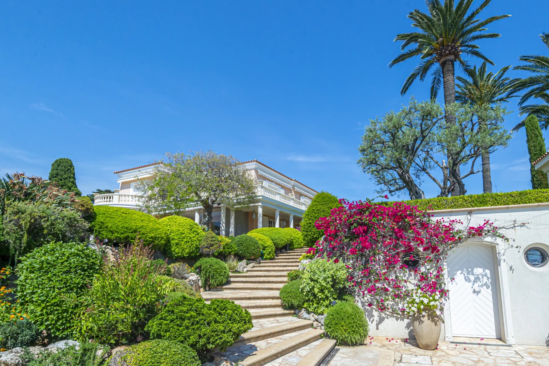 Exceptional property, panoramic sea view