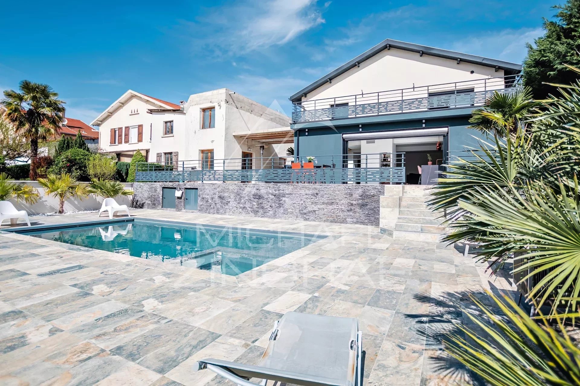 Exclusivity - Contemporary house in Limonest