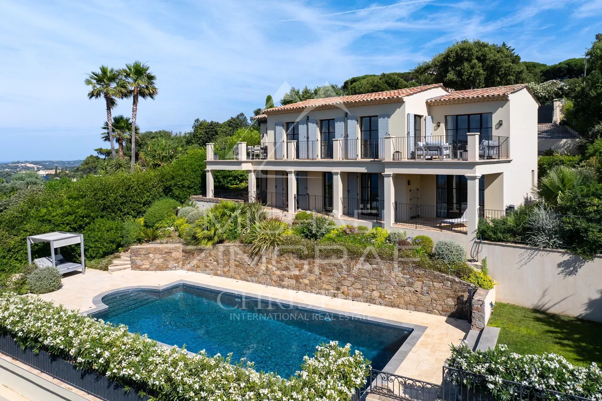 Gassin - Moderne Villa mit Panorama-Meerblick