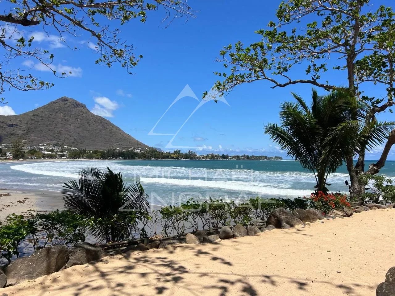 2-Zimmer-Wohnung direkt am Strand in Tamarin