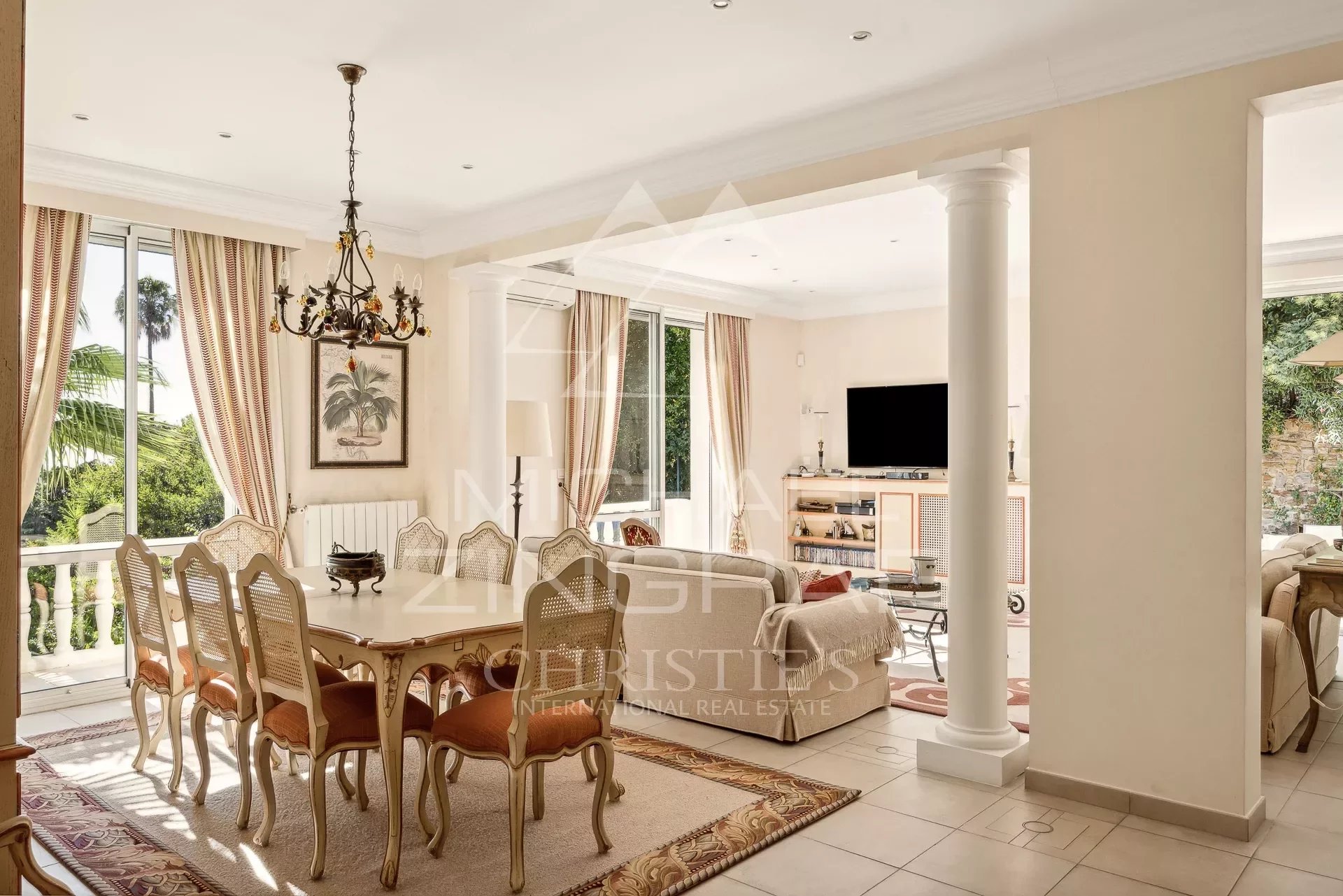 Near Cannes - Golfe Juan - Belle Epoque property with sea view