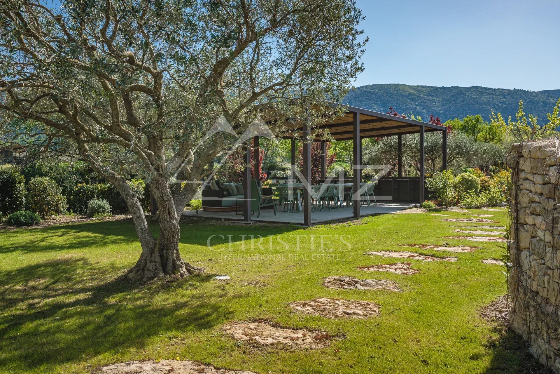 Propriété exceptionnelle au coeur du Luberon