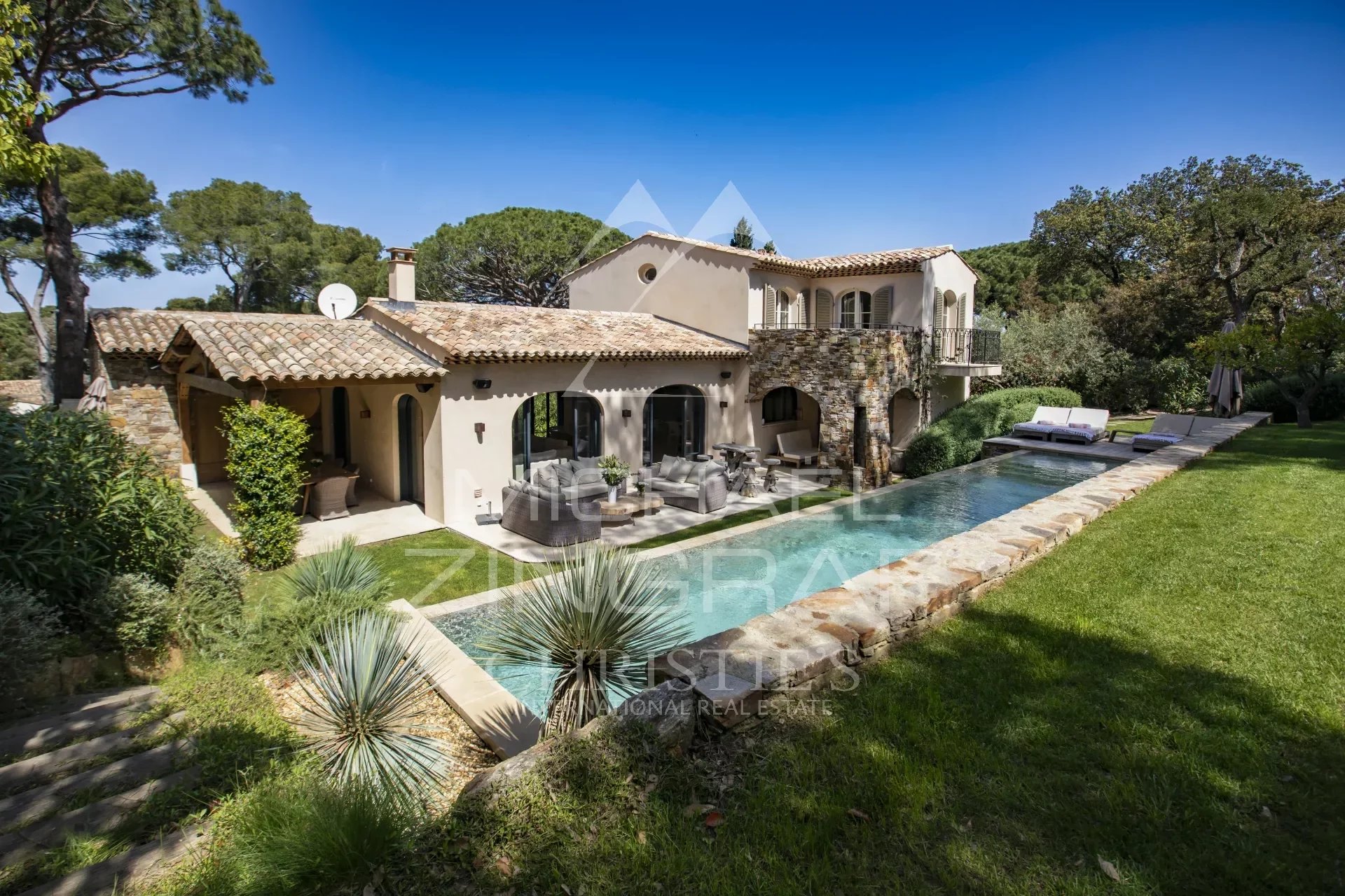 Prestigeträchtige Villa in Saint-Tropez