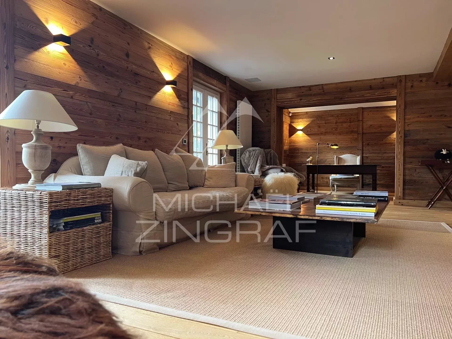 Renovated chalet close to the centre - Six bedrooms - Magnificent panoramic view