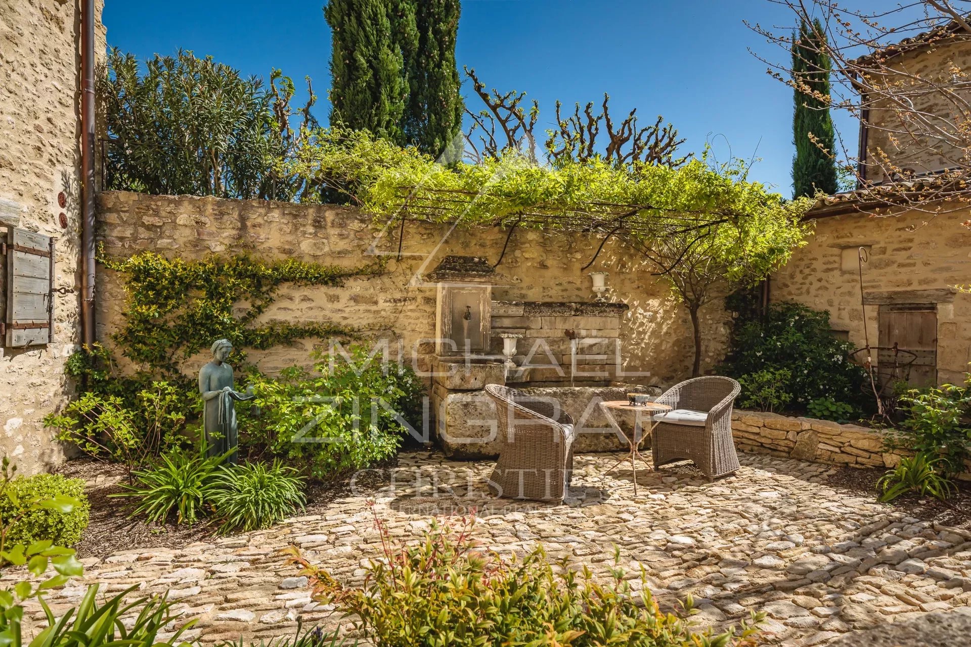 Propriété exceptionnelle au coeur du Luberon