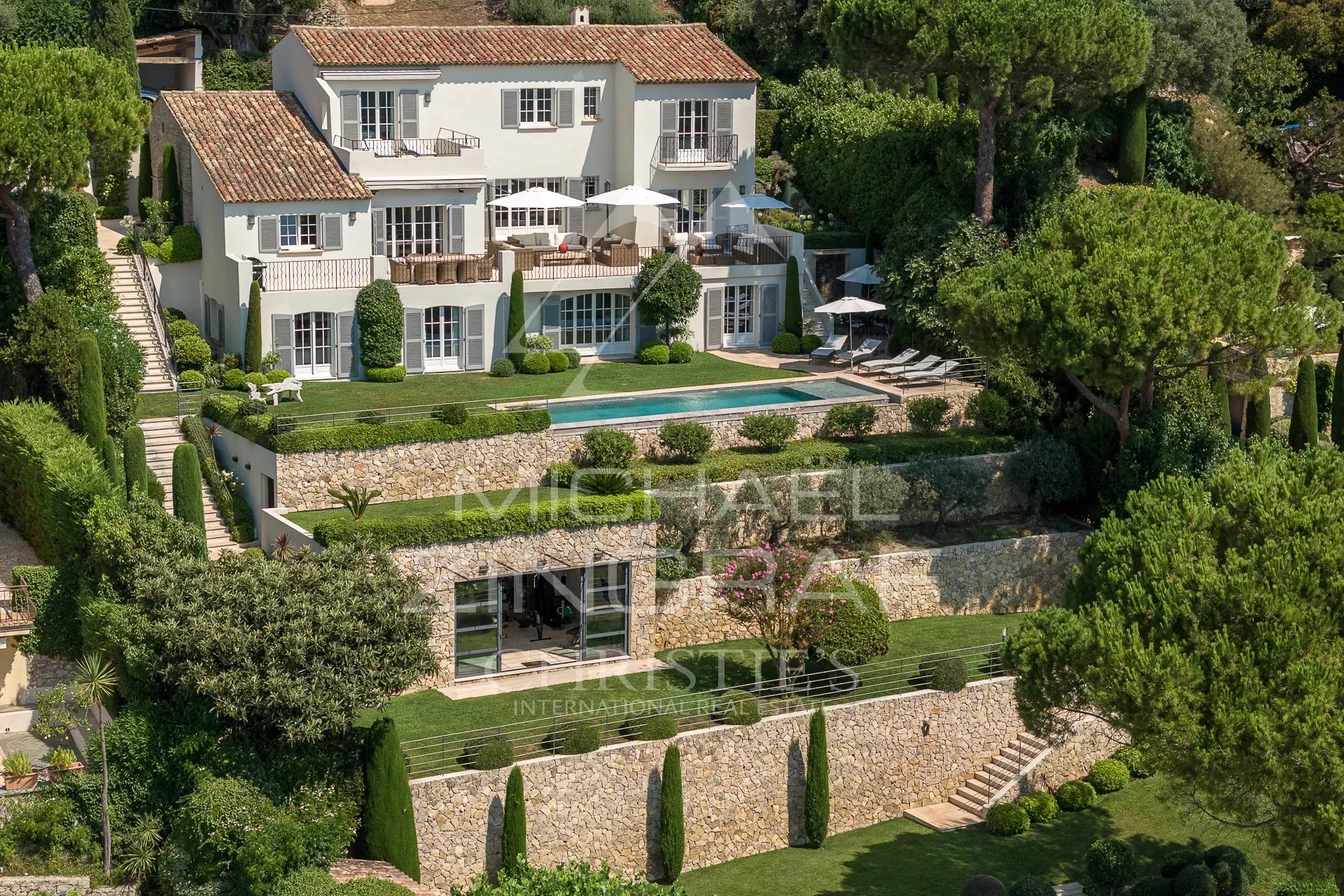 Mougins village - Somptueuse propriété avec vue mer