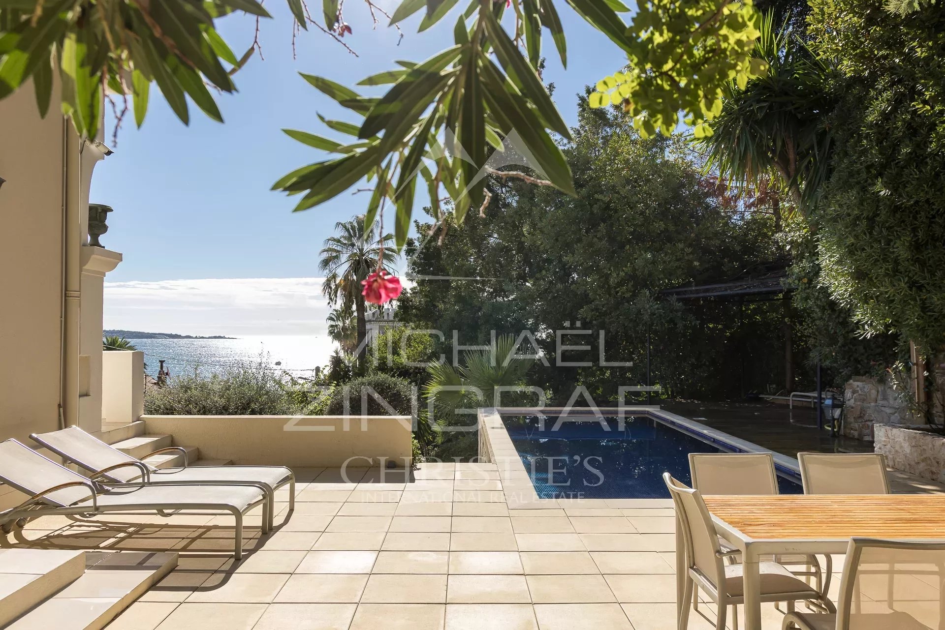 Near Cannes - Golfe Juan - Belle Epoque property with sea view