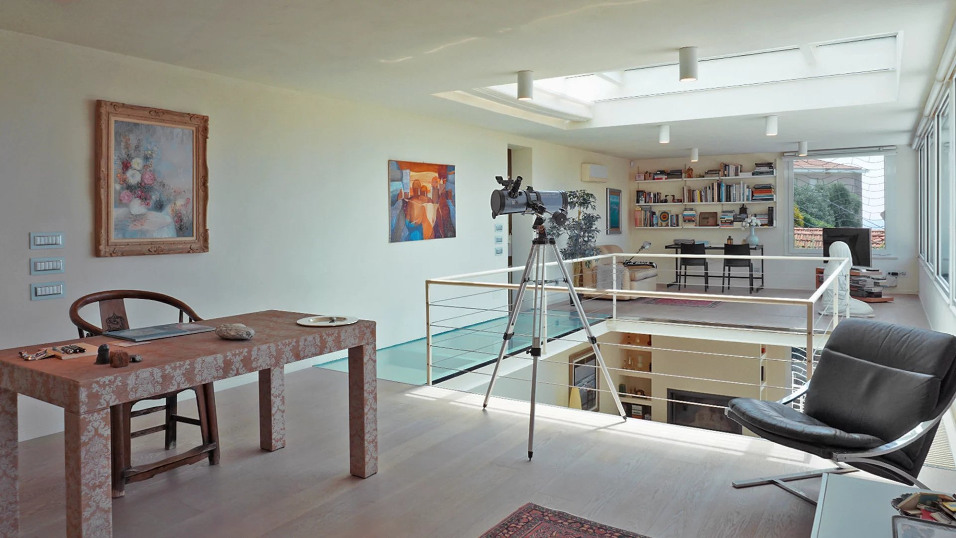 Élégante villa moderne avec de grandes fenêtres et vue sur la mer sur le golfe des Poètes à Fiascherino, Lerici