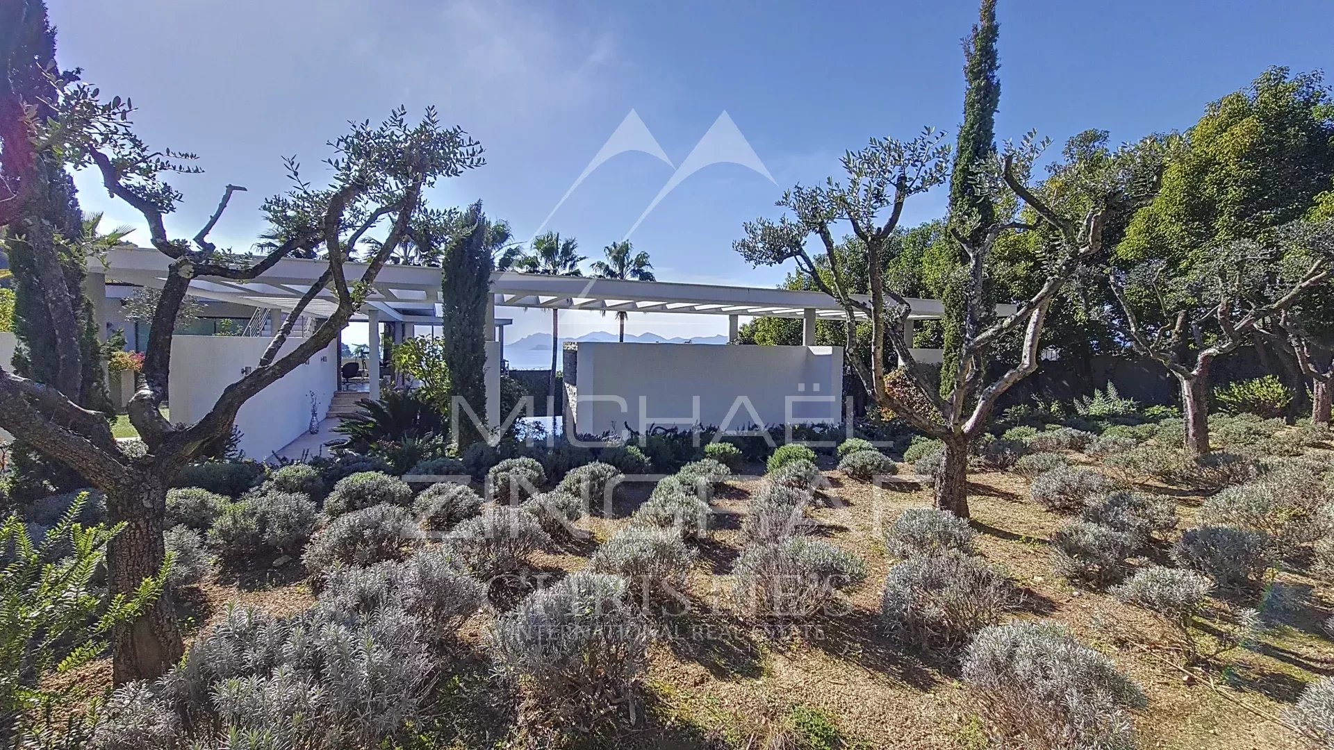 Cannes-Kalifornien - Villa mit Panorama-Meerblick