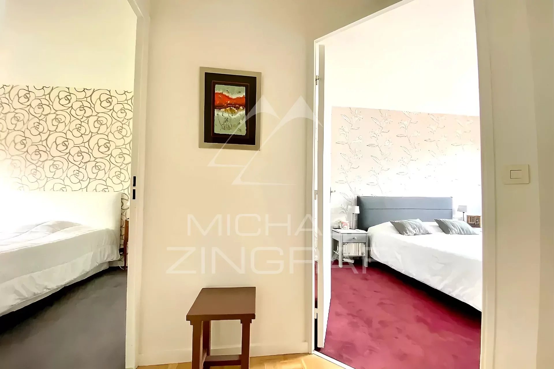 Elegant renovated apartment, very bright, without direct vis-à-vis, with a winter garden