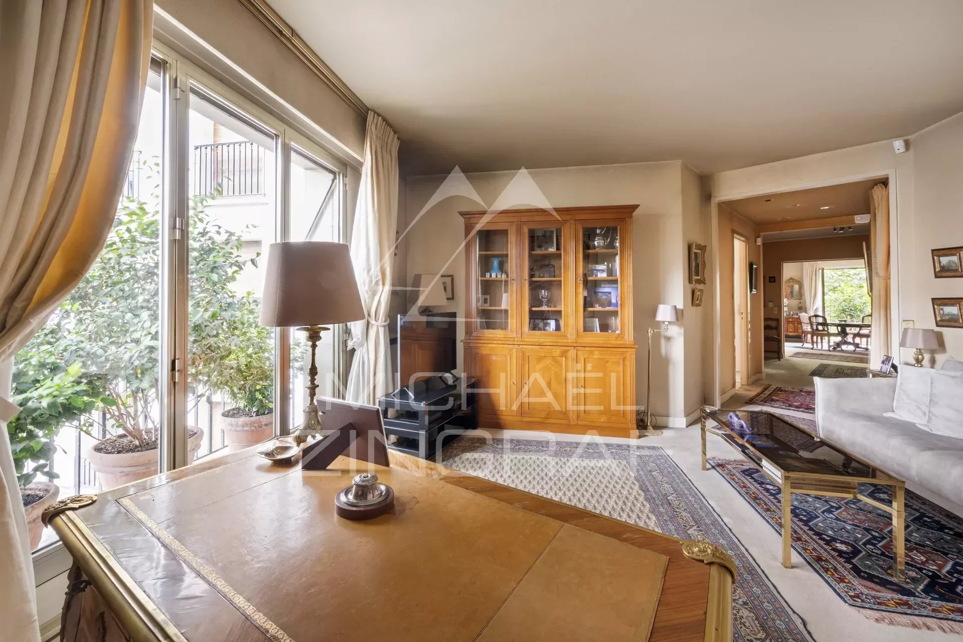 VENTE APPARTEMENT - 4/5 PIÈCES - BALCONS - BOULEVARD SAINT GERMAIN - PARIS VII