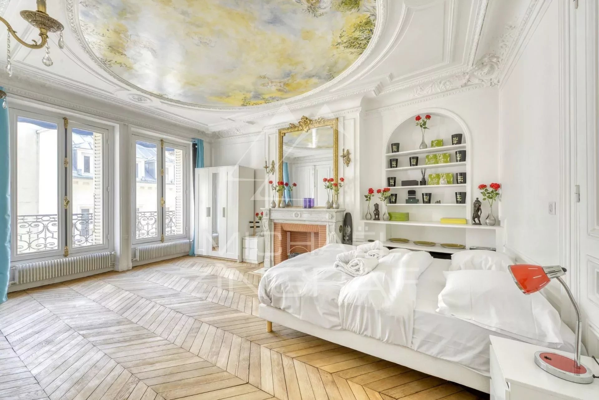 Exceptional 95 m2 apartment - ideal pied-à-terre - Champs-Elysées - Paris 8