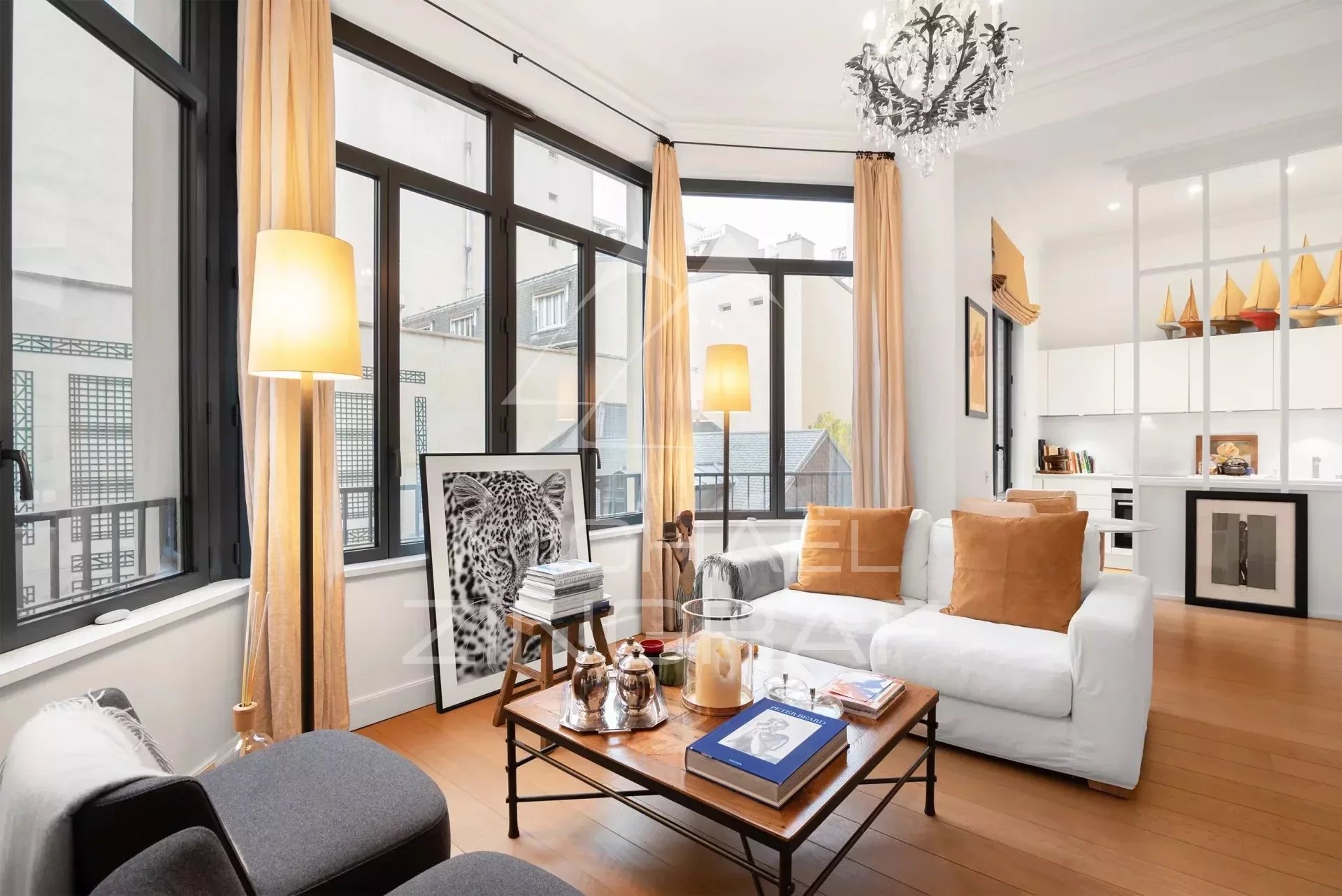 SOLE AGENT. FOR SALE - NEWLY REFURBISHED 1-BEDROOM APARTMENT - RUE DE LILLE