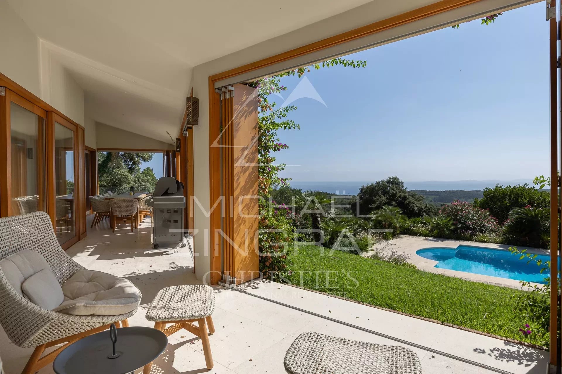 Gassin / Ramatuelle - Panoramic south west sea view. Perfectly renovated.