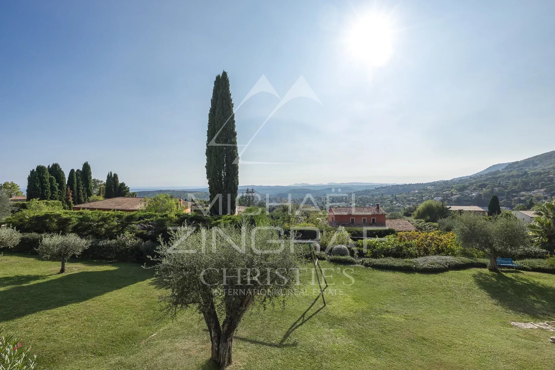 Umgebung von Saint-Paul-de-Vence - Wunderschönes Anwesen mit Panoramablick