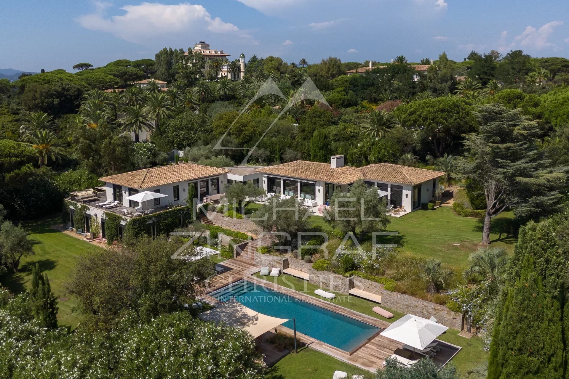 Exclusivité - Saint-Tropez - Les Parcs - Magnifique villa contemporaine