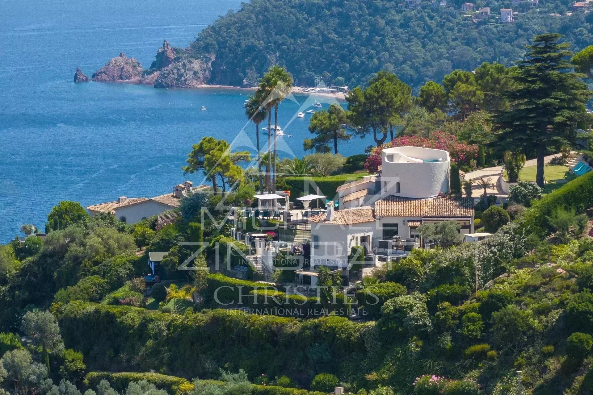 Théoule-sur-Mer - Villa de style néo-provençal