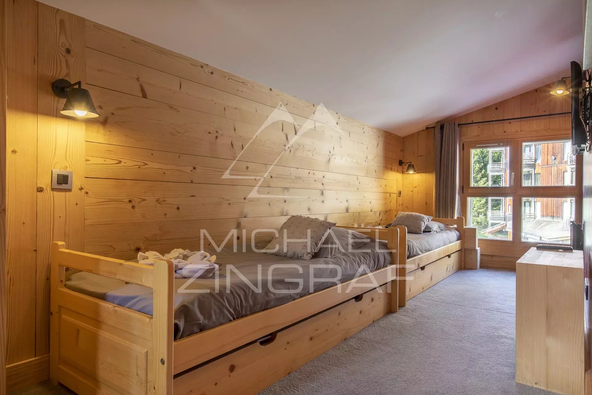 Prestigious chalet in the center of the Avoriaz resort