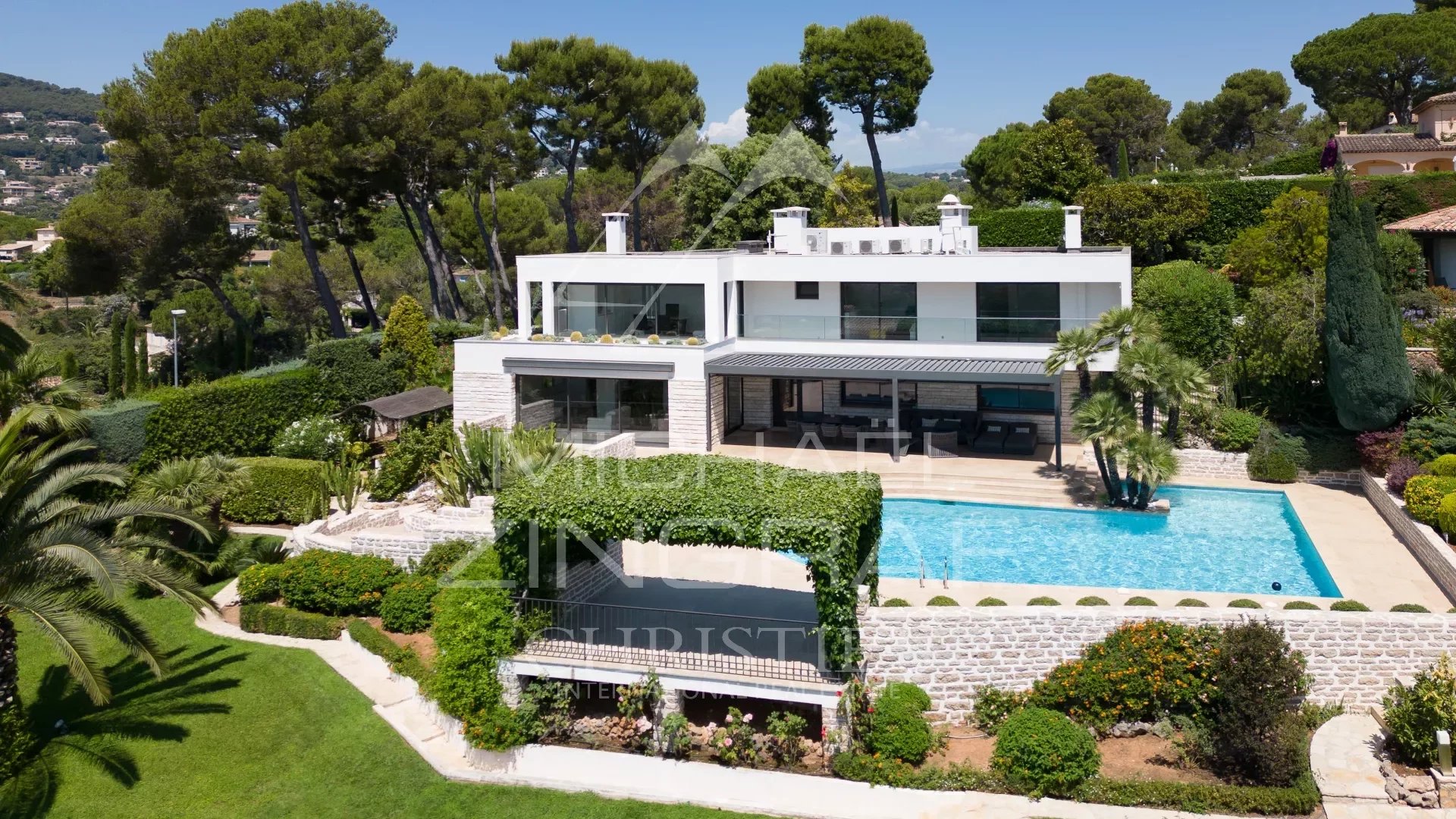 Contemporary Property  panoramic Sea view in Prestigious Estate.