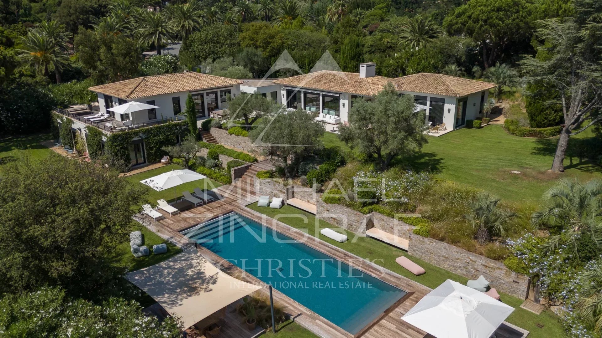 Exclusivité - Saint-Tropez - Les Parcs - Magnifique villa contemporaine