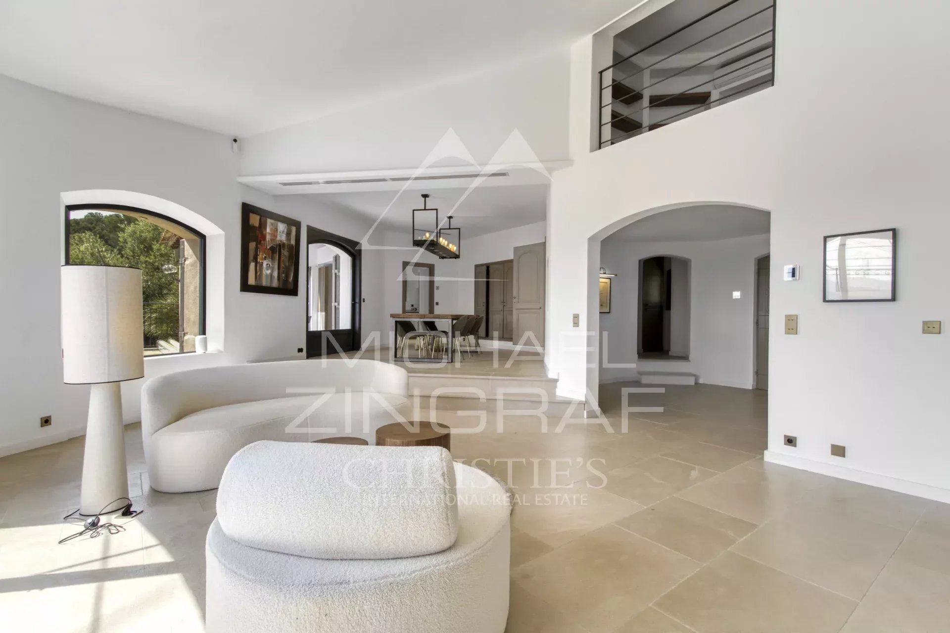 Mougins - Renovated villa with open views of the hills and sea - 5 bedrooms