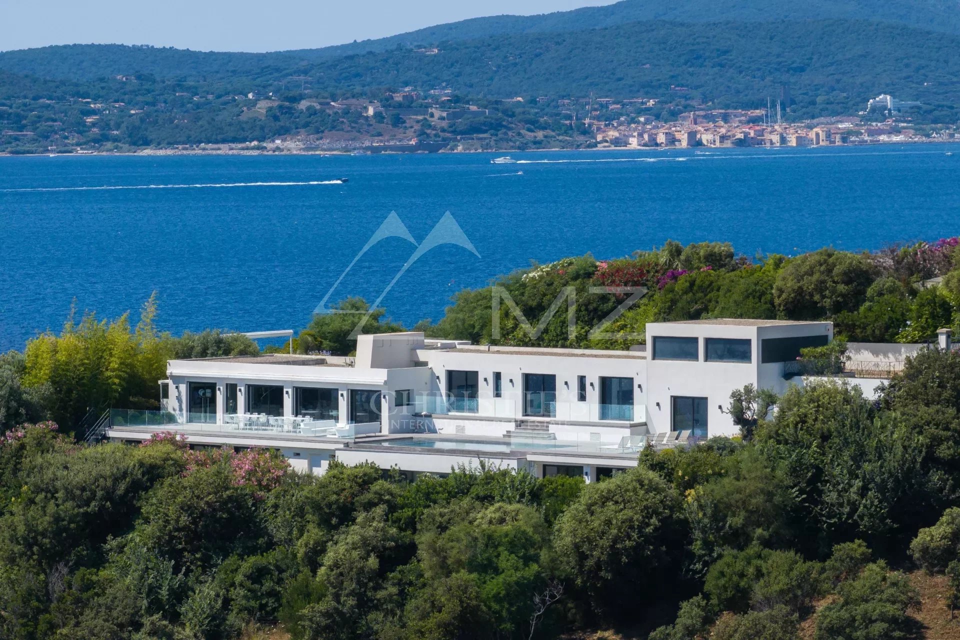 VILLA CONTEMPORAINE - VUE MER EXCEPTIONNELLE - EXCLUSIVITE