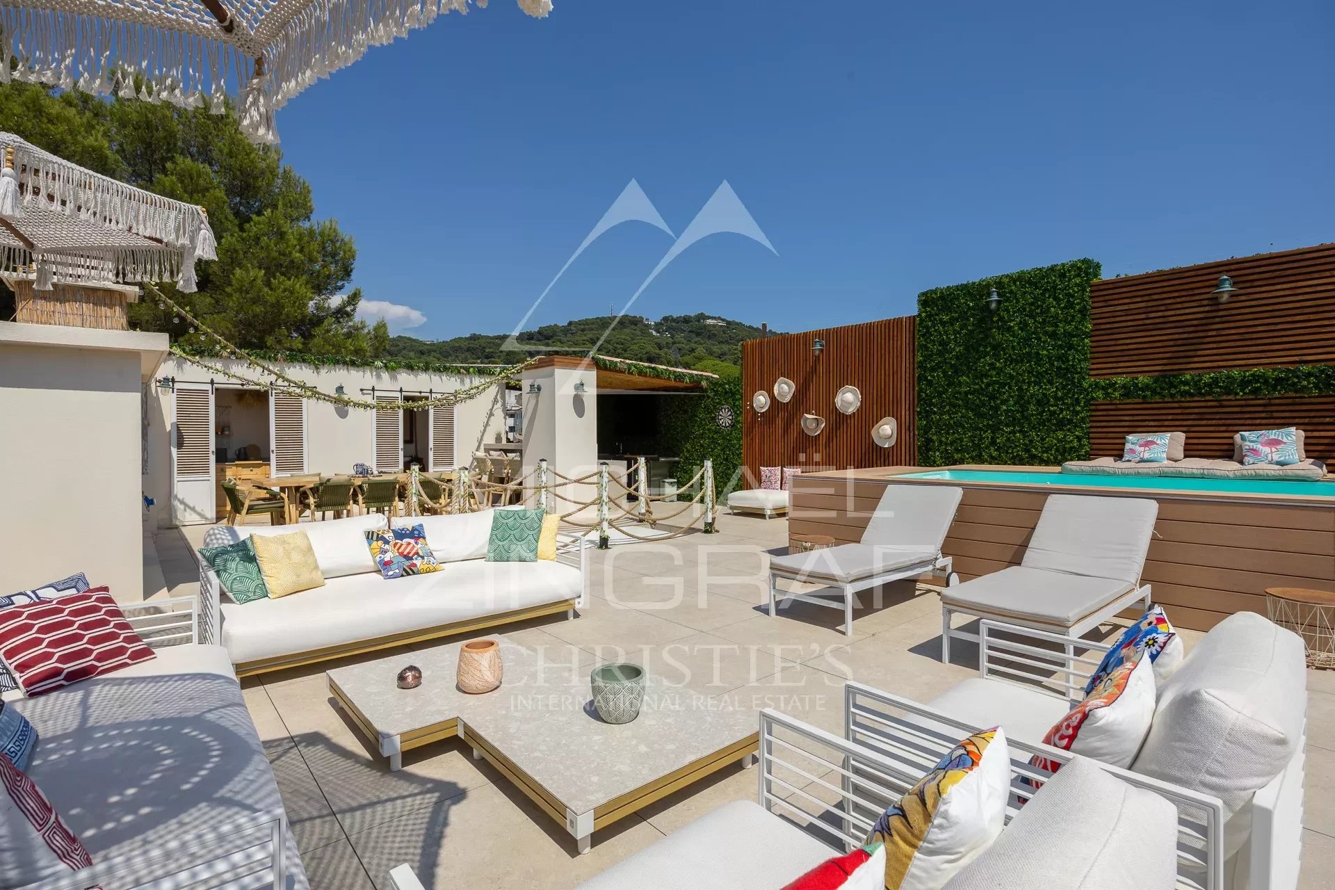 Appartement de prestige avec piscine sur le toit à Cannes