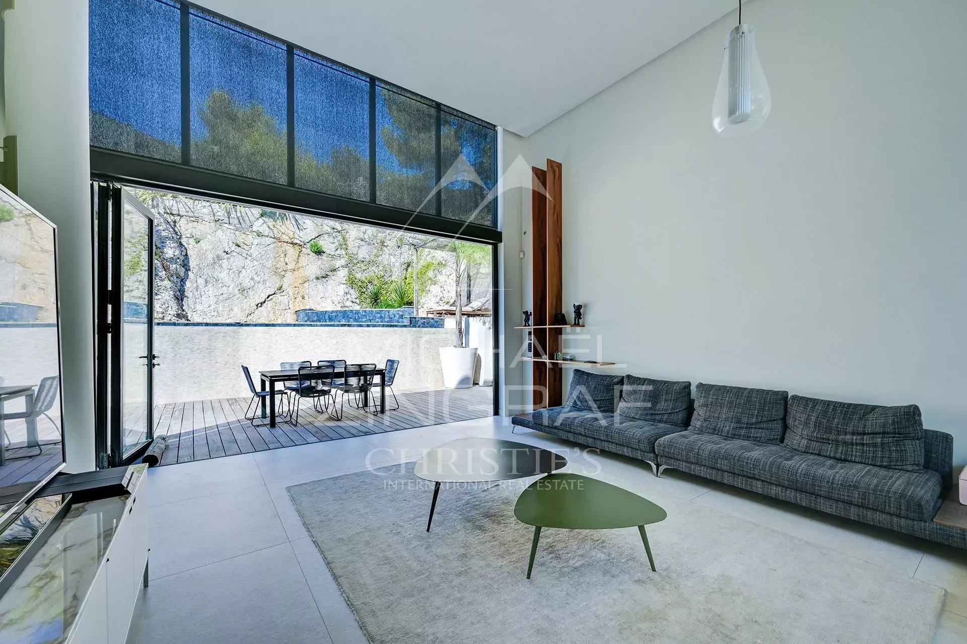 Sole agent, Marseille 8th, Contemporary Villa with swimming pool