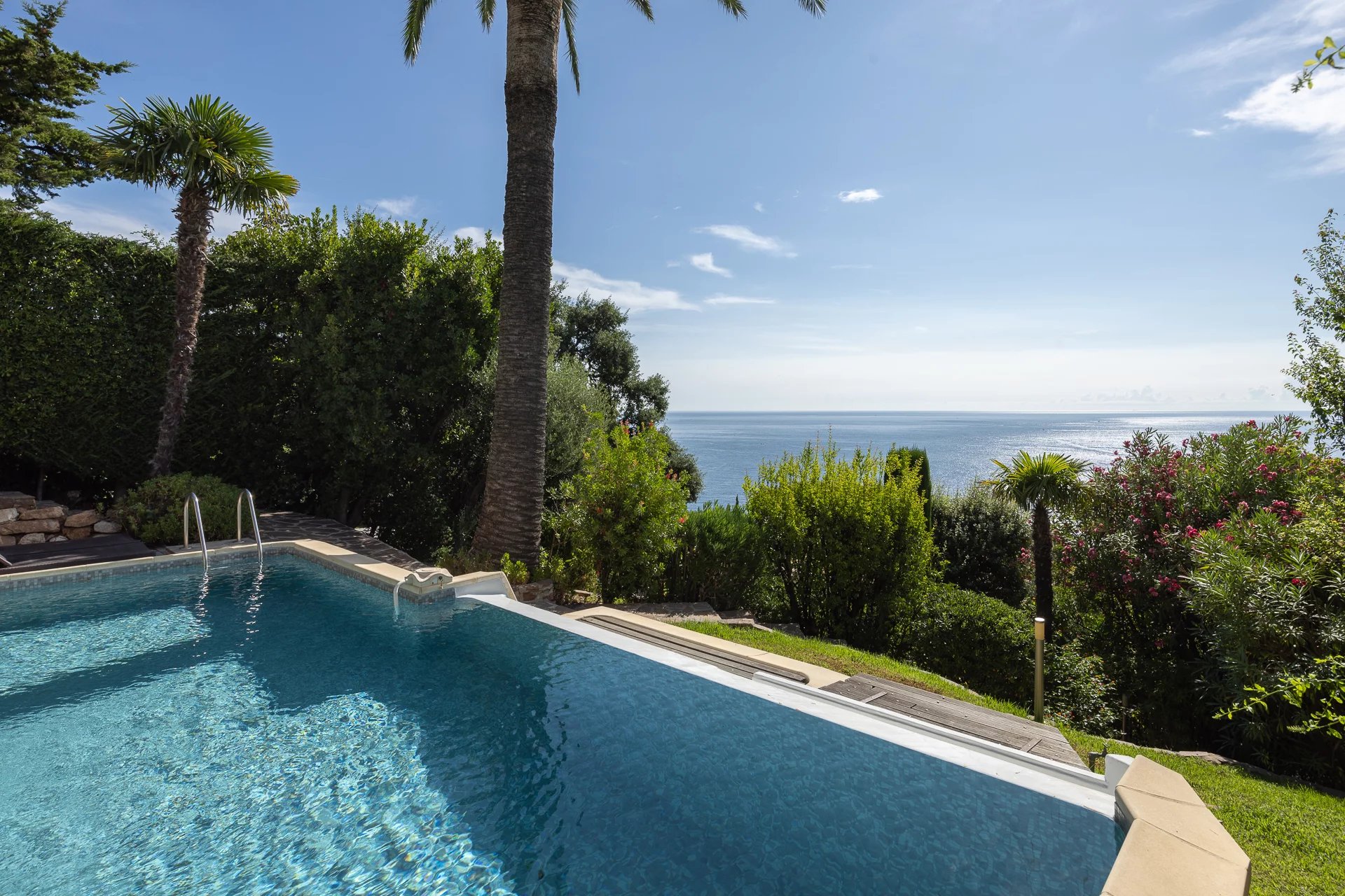 Proche Cannes - Le Trayas - Charmante maison avec vue mer imprenable