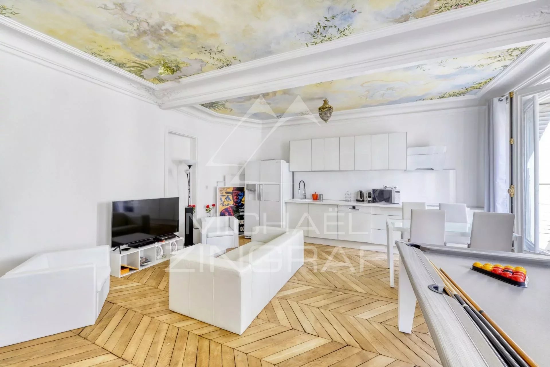 Exceptional 95 m2 apartment - ideal pied-à-terre - Champs-Elysées - Paris 8