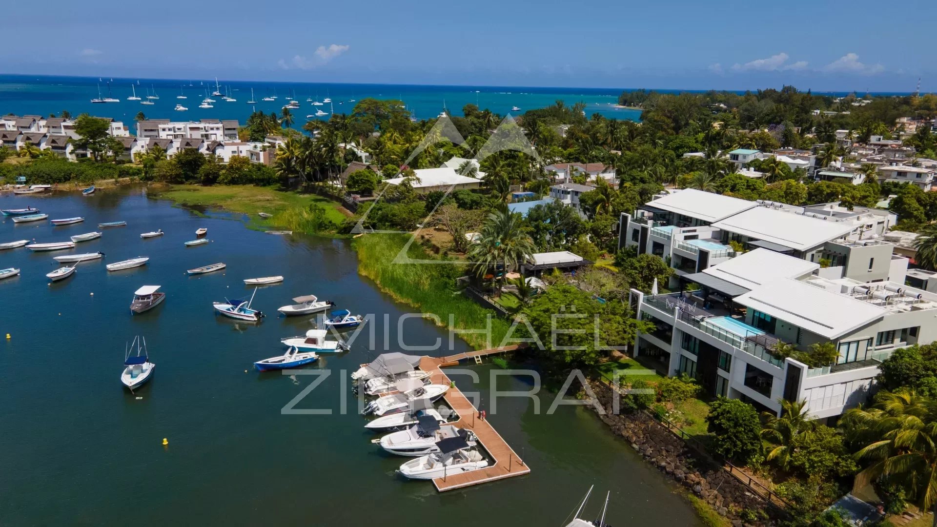 Penthouse de 4 chambres en bord de mer