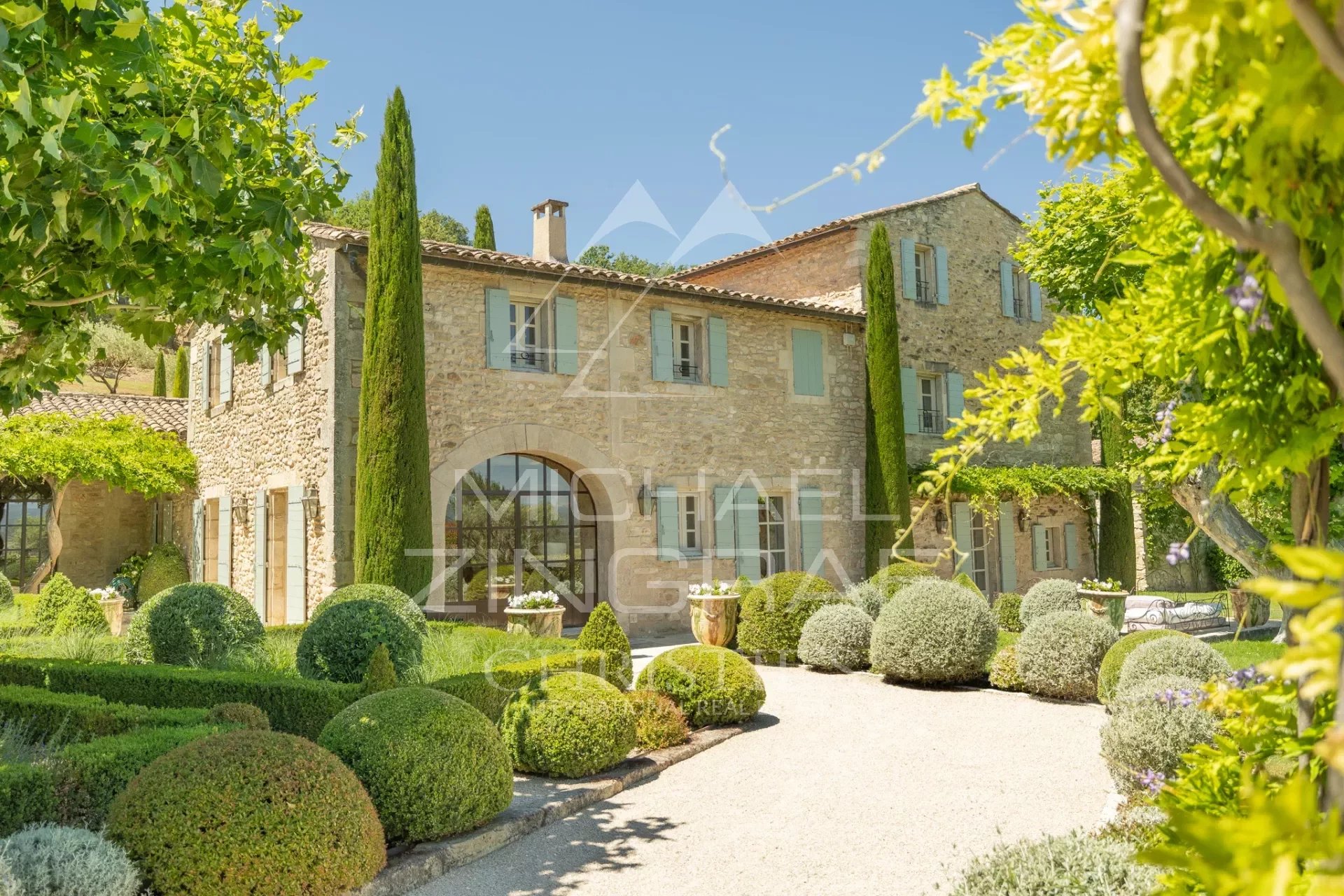 Exceptional property in the heart of the Luberon