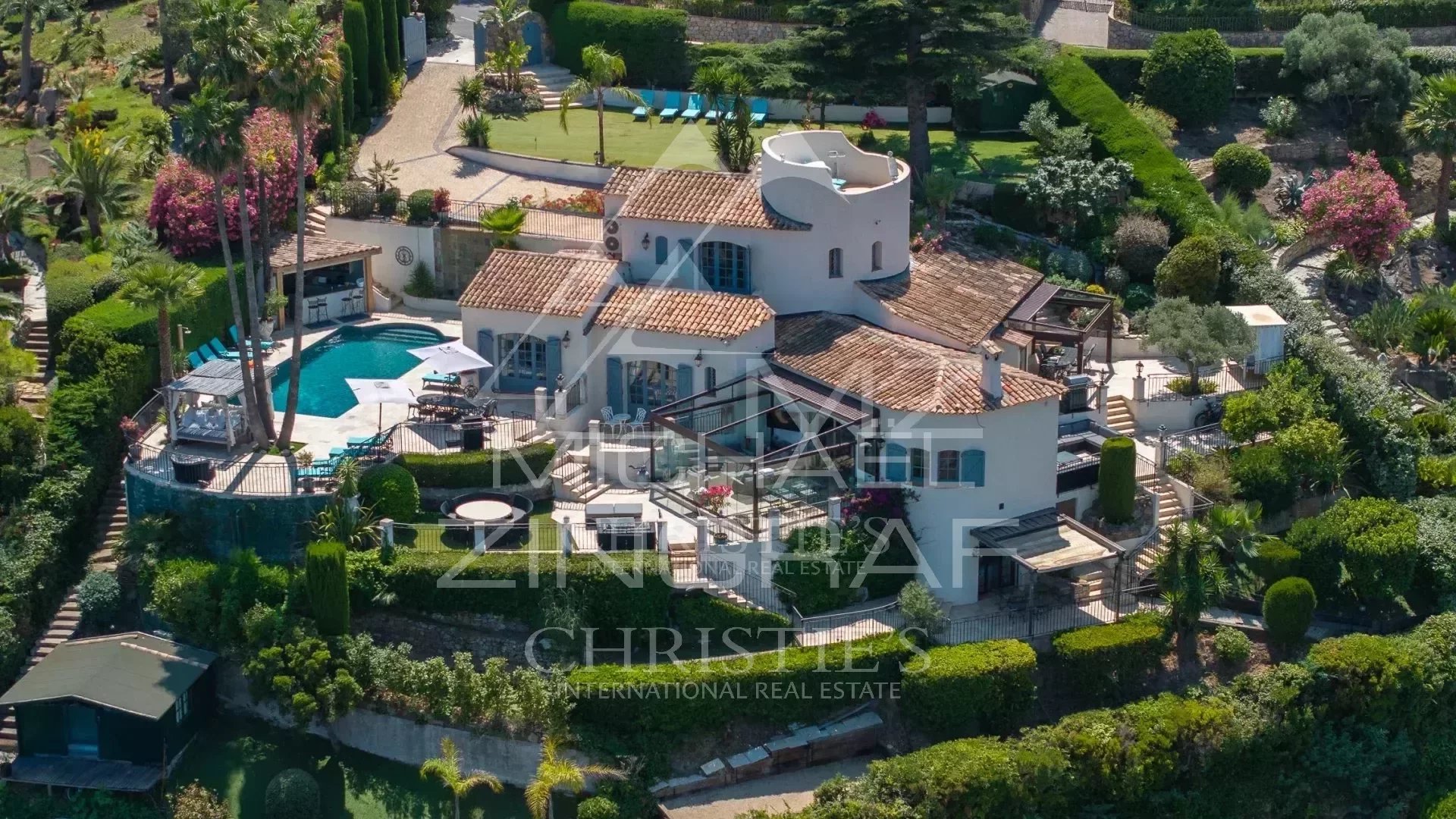 Théoule-sur-Mer - Villa néo-provençal style