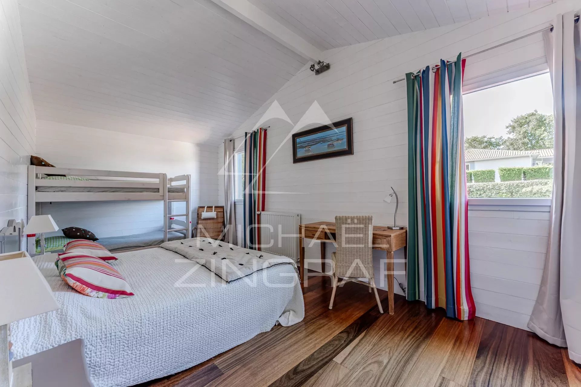 AUSSERGEWÖHNLICHE VILLA - PYLA SUR MER - 4 SCHLAFZIMMER