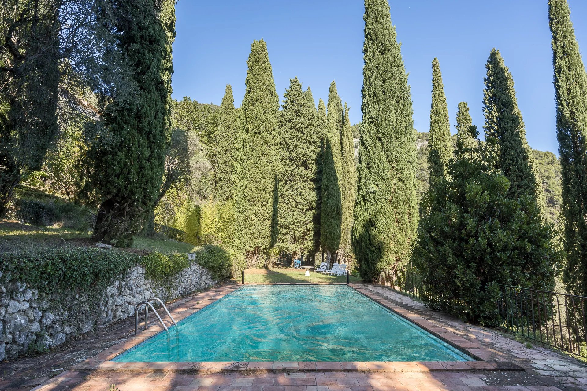 Proche Saint-Paul-de-Vence - Superbe propriété de maître