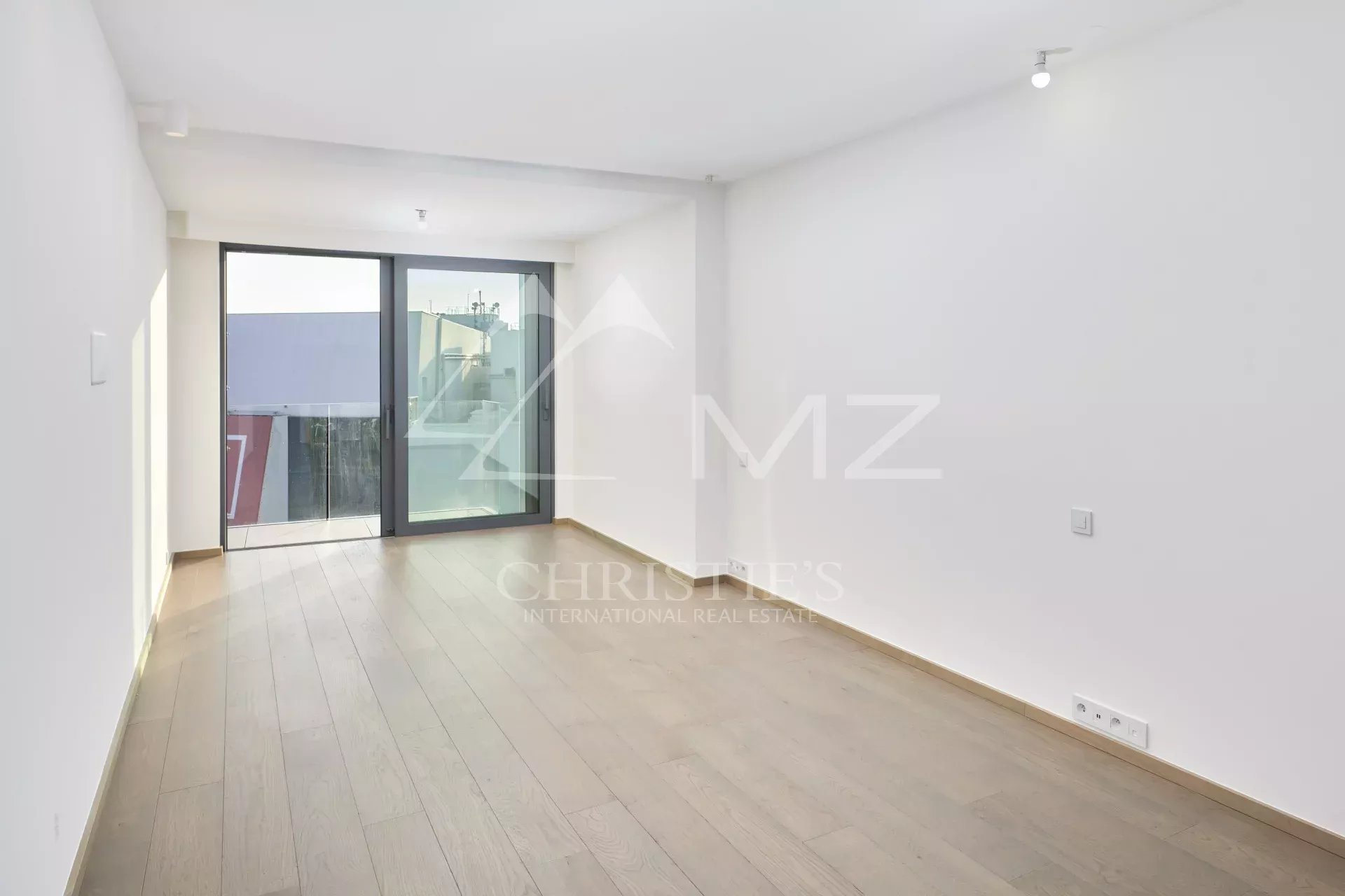 Cannes Croisette - 3 bedrooms apartment