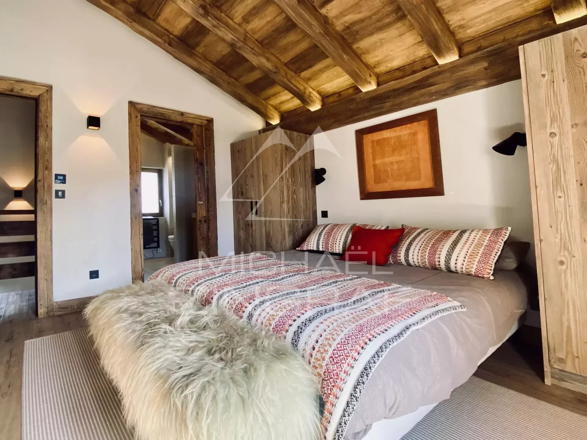 5 bedroom chalet - Close to the center of Megève