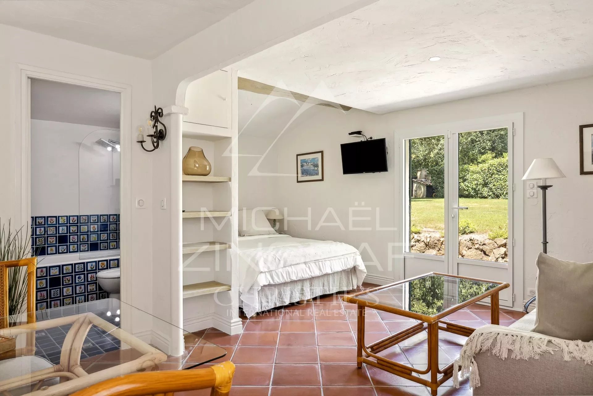 Near Saint-Paul-de-Vence - Charming Provencal villa - 5 bedrooms